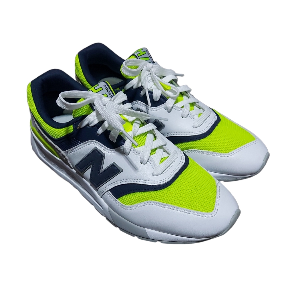 Mens NEW BALANCE 997 White/Yellow Trainers CM997HCR Size 8